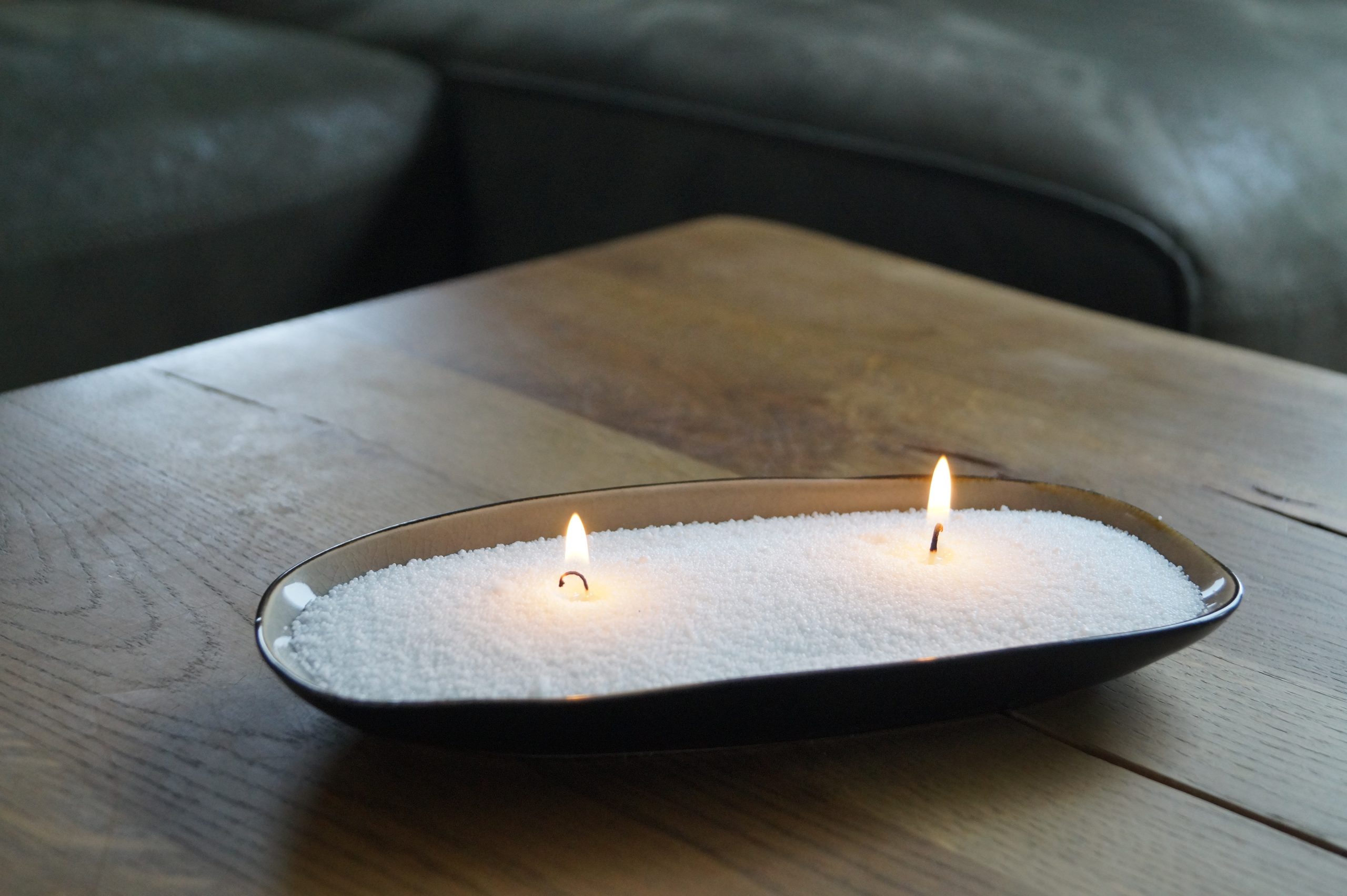 Ambiance Powder Candle wit