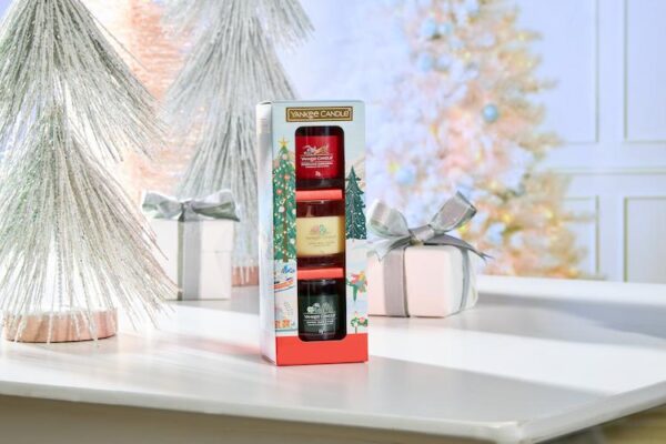 YC Apres Ski Collection 3 Filled Votive Christmas Classics Set