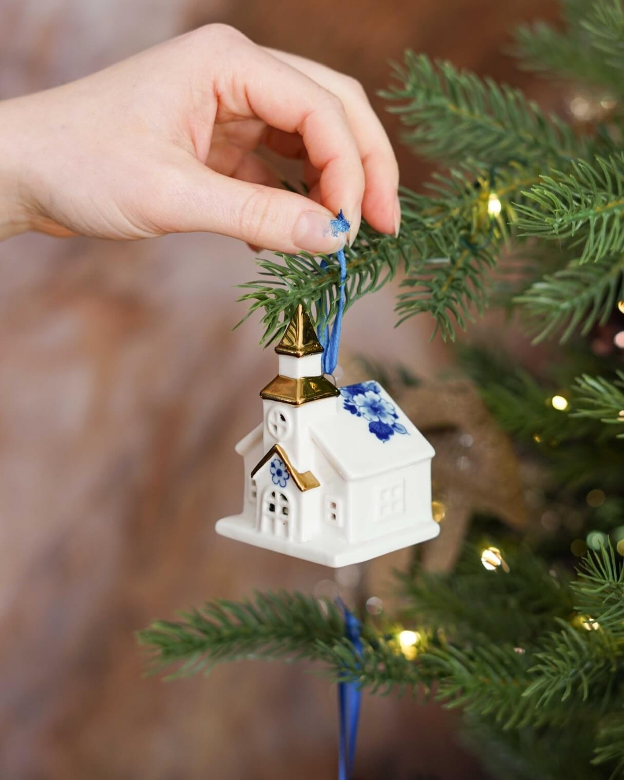 K40059 Heinen Delfts Blauw Kerstornament Kerk