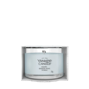2247798 Yankee Candle Snow Kissed Pine Votive