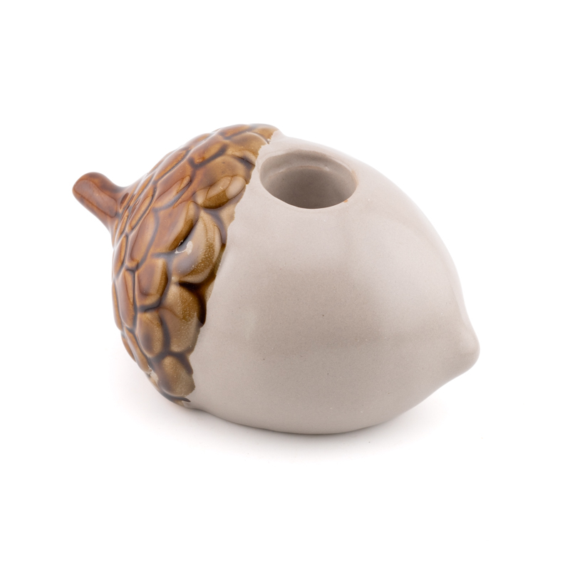 as3051 Kandelaar Aardewerk Eikel Seed Bruin